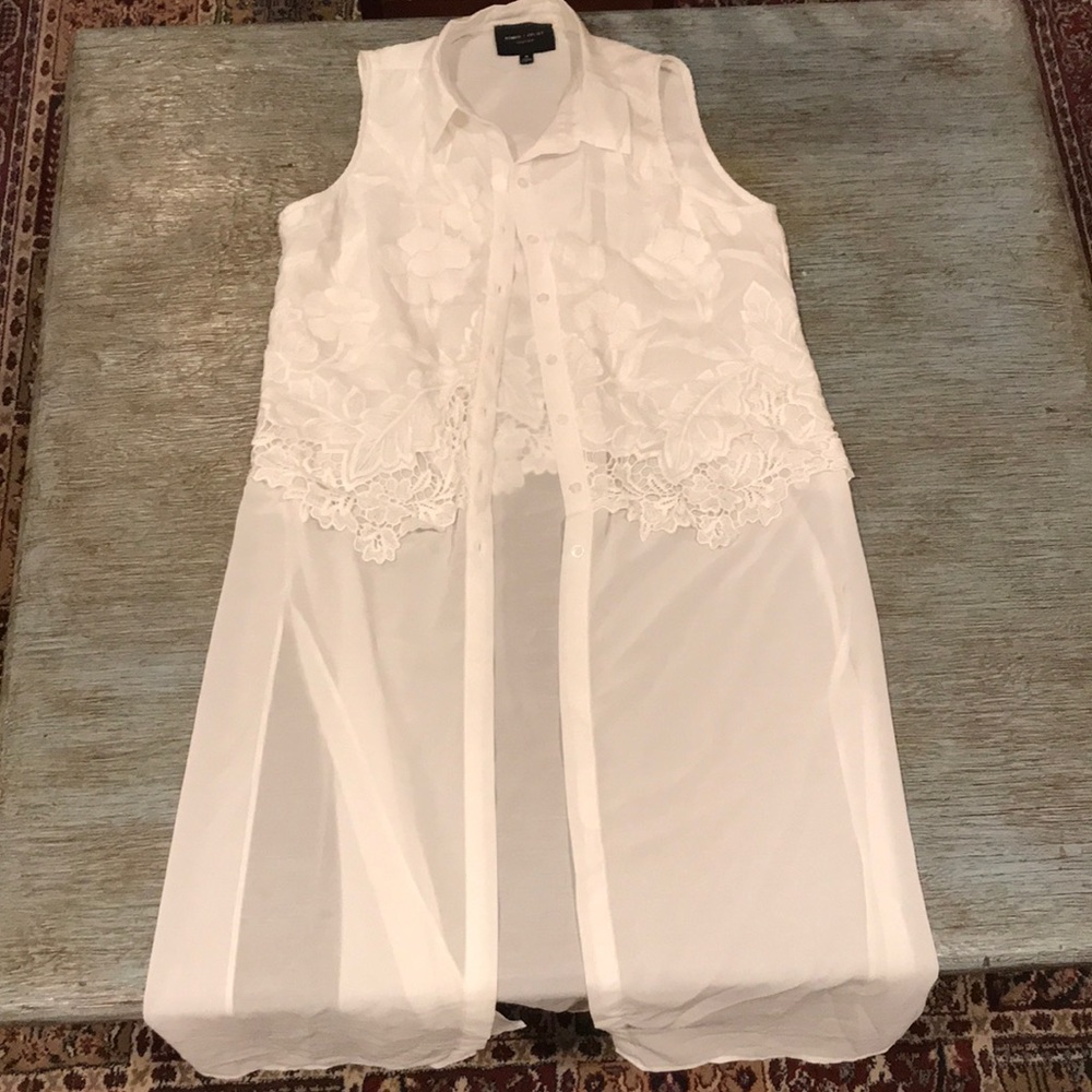 White button down blouse